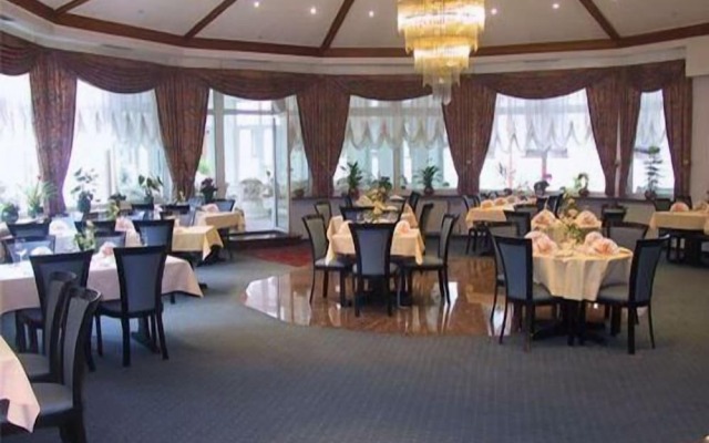 Arosa Hotel