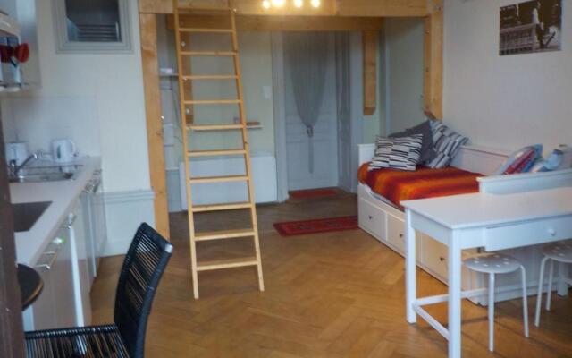 studio curiste aix les bains