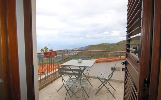 Bed & Breakfast StudioArcodia