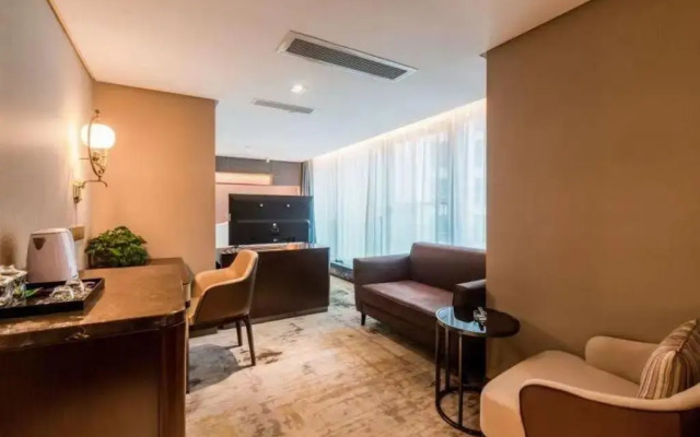 Rezen Select Hotel (Chongqing Jiefangbei)