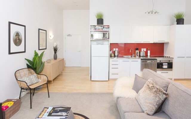 TOWNY - Top Floor Tranquility - 2 Bedrooms