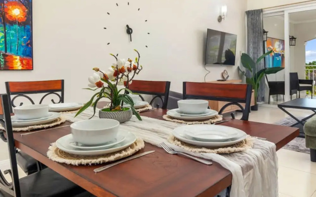 3rd Floor Condo Richmond Estate Beach Access Pool