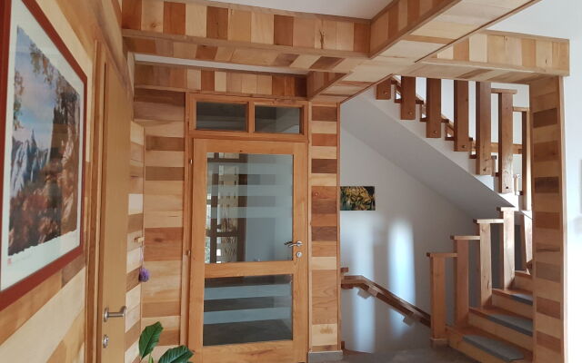 Villa Stone