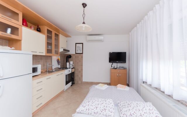 Apartment Alba