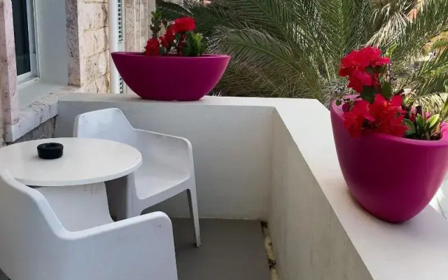Saint Tropez Boutique Hotel