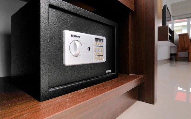 ZEN Rooms Seminyak Mertanadi