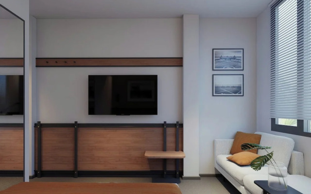 Metrolux City Contemporary Hotel