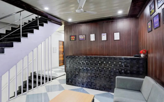 Hotel Downtown Noida Sector 15