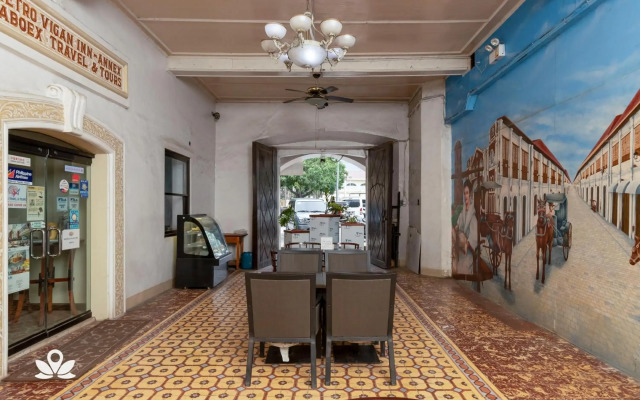 Metro Vigan Inn - Annex