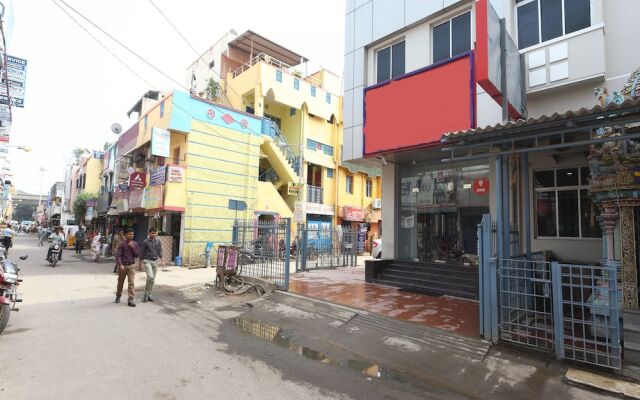 OYO 3547 Raj Guru Residency