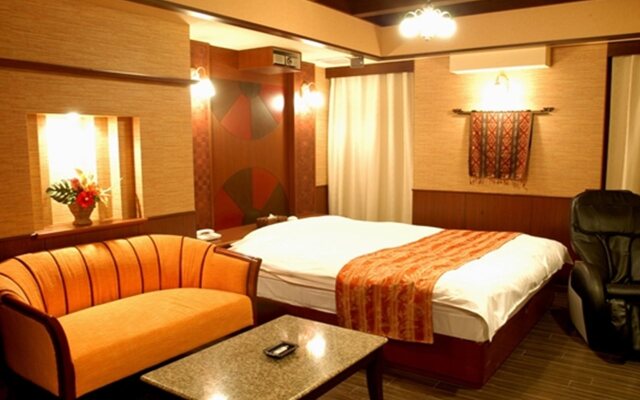 HOTEL cache - Adults Only