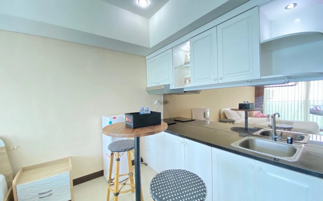 Modern & Stylish Studio At Tamansari La Grande Apartment