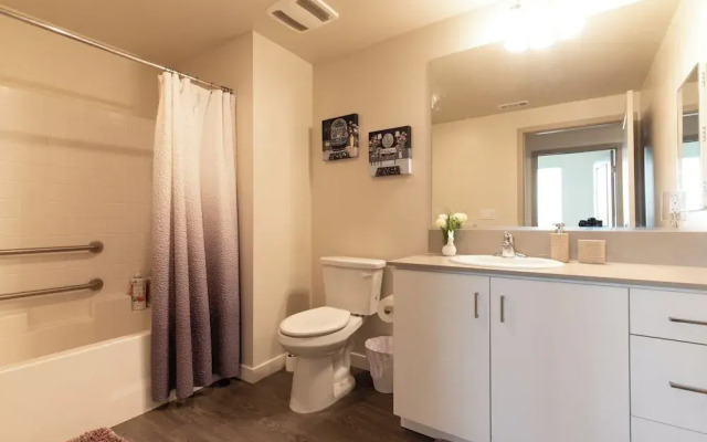 Santa Ana Delightful 4 Bedroom House
