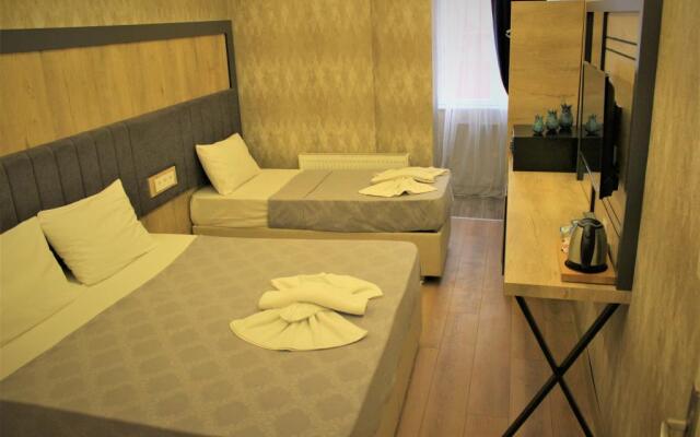 Avcilar Elit Hotel (29 Km Away From Istanbul)