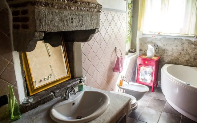 Tuscan Hills Near Florence - Stone Farm House