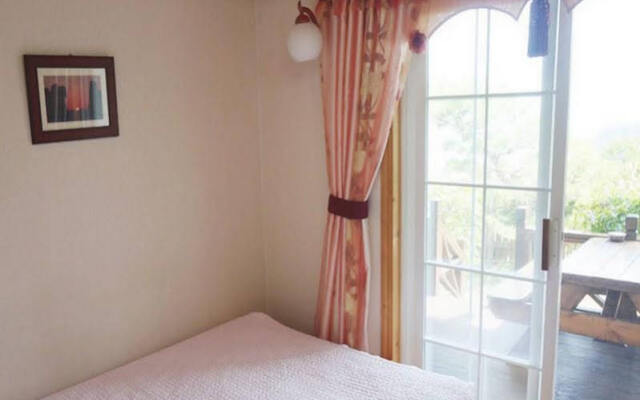 Geoje Sunshine Beach Pension
