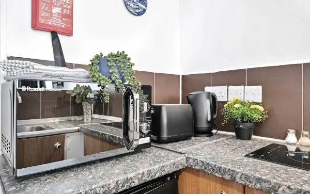 Argyll Rooms Self-Contained Studio with En-Suite