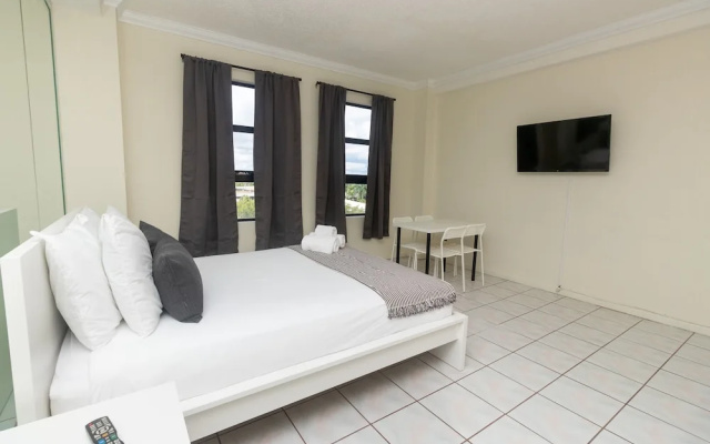 521 Studio Hollywood Beach