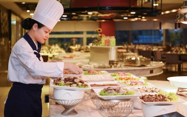 Novotel Suites Hanoi