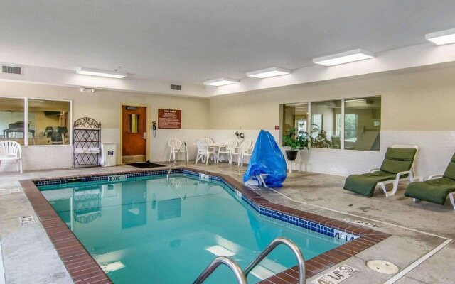Comfort Inn & Suites Van Buren - Fort Smith