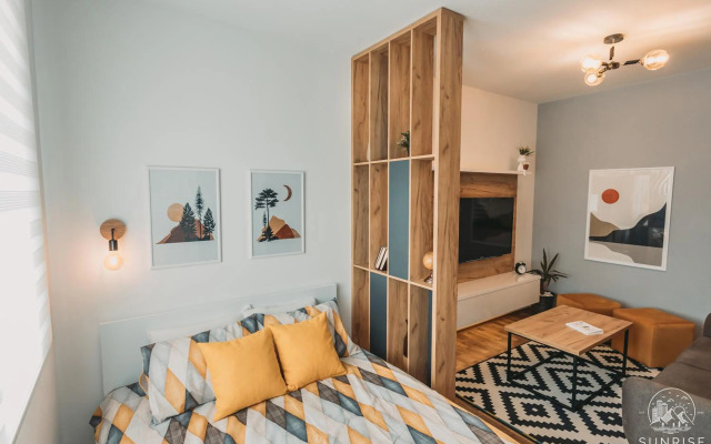 Sunrise Luxury Apartment