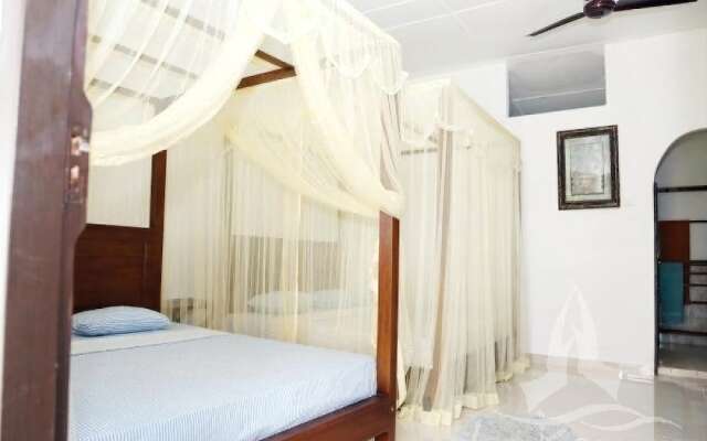 Giragala Village Hotel