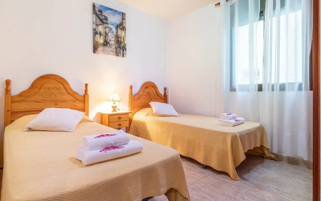 Apartment in Empuriabrava Near the Beach