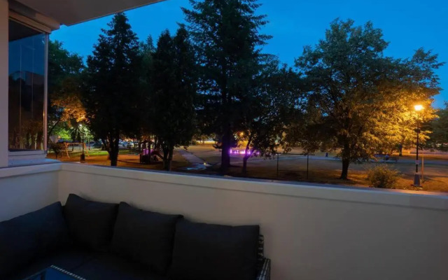 Excellent Large Lux Apartment Central Martin