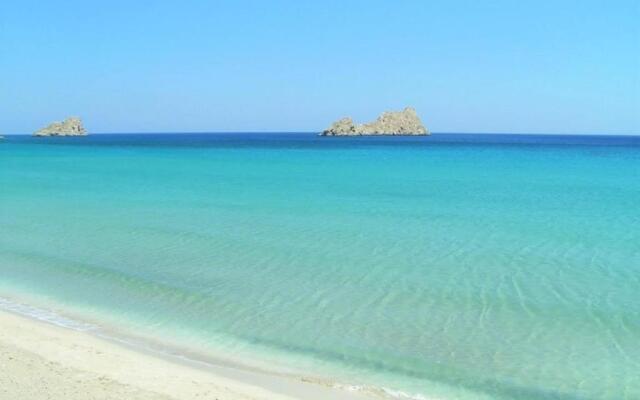Kuro Beach House