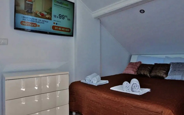 Apartments Brzica