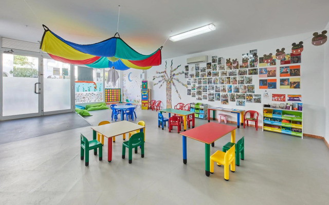Playa Bella Beach Apartments