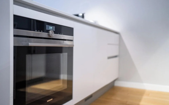 Bramante Luxury Apartments by InnStay