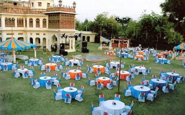 Khaas Bagh, Heritage Hotel
