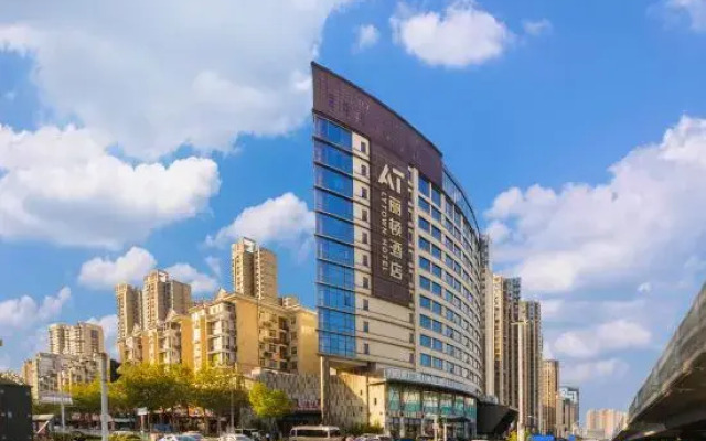 Lidun Hotel