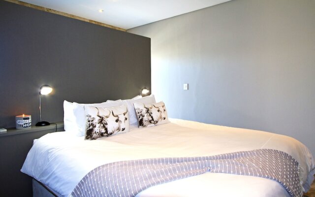 The Village Courtyard Suites