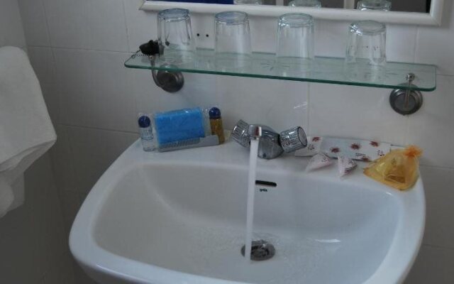 Hostal Montserrat
