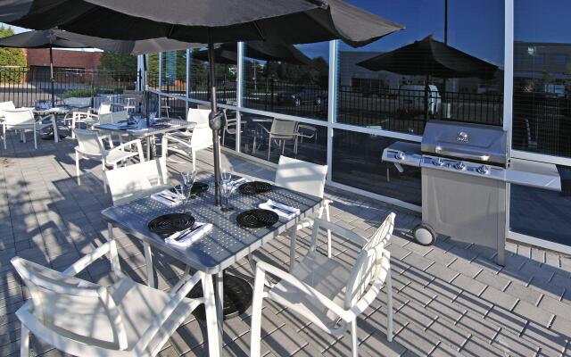 Holiday Inn Express Hotel & Suites Toronto - Markham by IHG