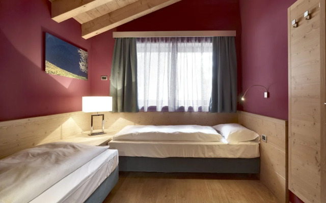 Color Home Suite Apartments