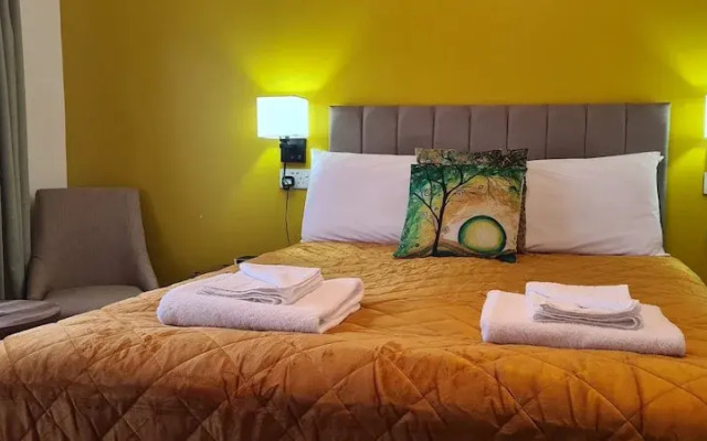 Torland Seafront Hotel