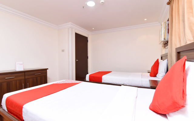 OYO 416 Bonais Hotel