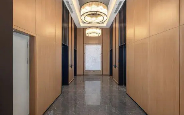 Golden Tulip Qingdao Hongdao International Exhibition Center Hotel