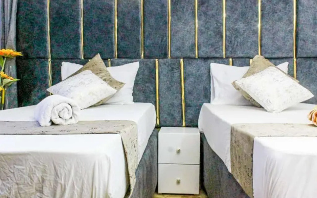 Blissful 2 bedroom fully furnished with parking.