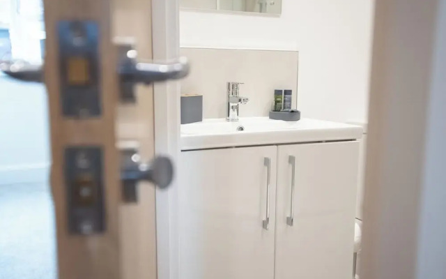 1-Bed Apt Harbour View by Novarooms