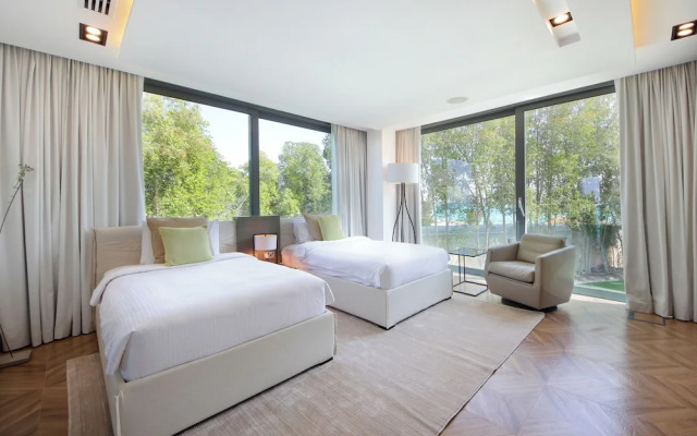 Overwater Luxury Retreat - Nurai Island