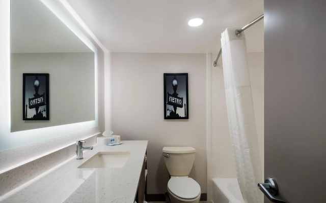 Comfort Inn Falls Church - Tysons Corner