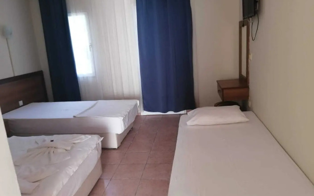 Sarsilmaz Otel