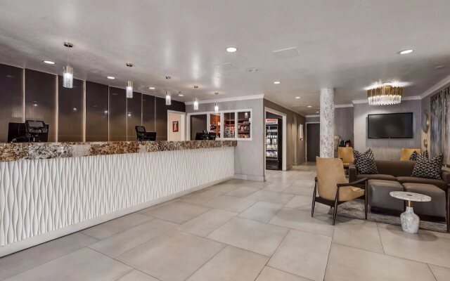 Best Western Plus Abbey Inn