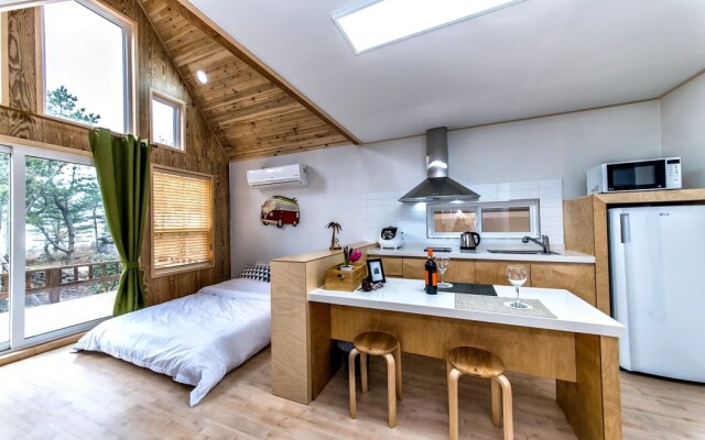 Browncabin Pension