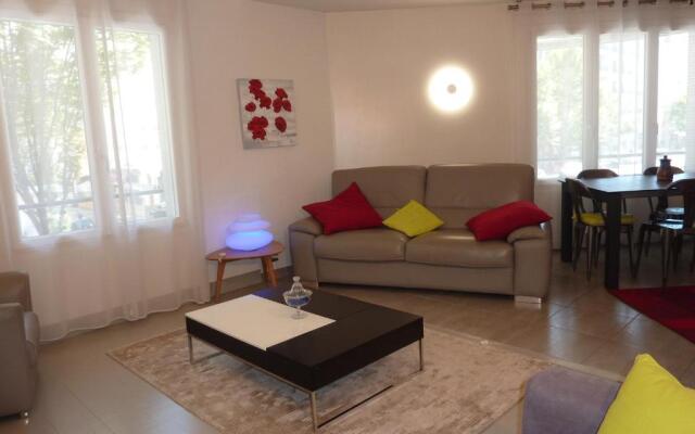 Superbe Appartement Parc Tête d'Or, 92 M2 , Parking