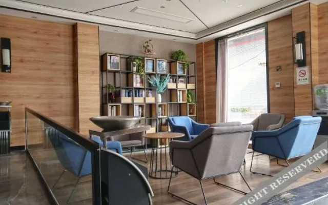 Shell Hotel (Kaifeng Grum Tower Plaza)